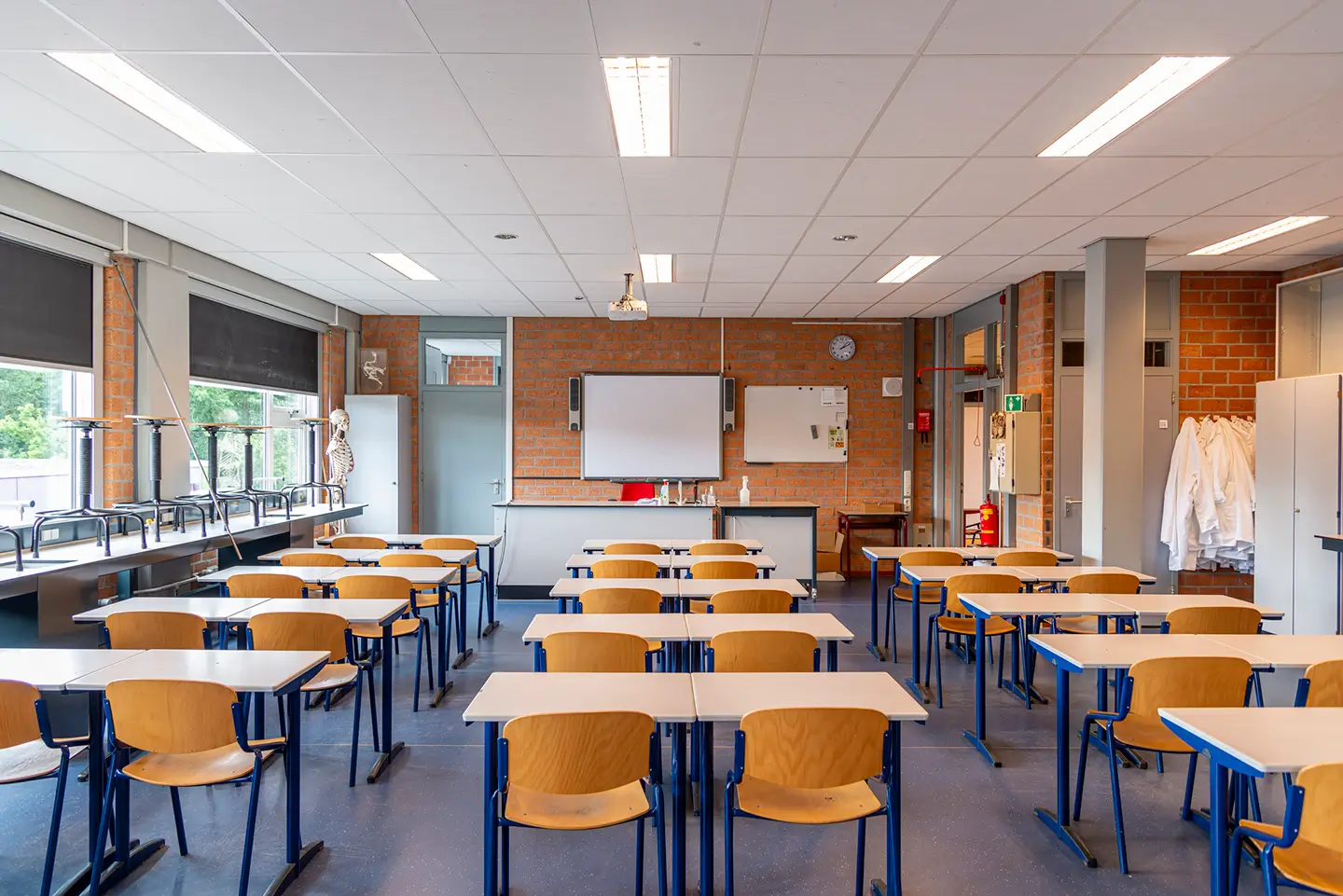 Schools & Daycares cleaning